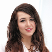 Студенцова Илона Сергеевна, стоматолог-терапевт