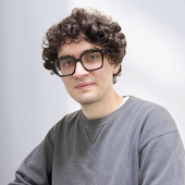 Сакаев Владислав Эрнестович, психиатр