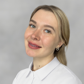 Чемакина Юлия Сергеевна, стоматолог-терапевт