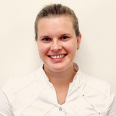 Белоусова Галина Игоревна, стоматолог-хирург