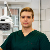 Борисов Александр Артурович, стоматолог-хирург