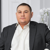 Гирса Денис Владимирович, стоматолог-терапевт