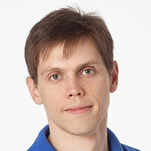 Бакарев Александр Сергеевич, стоматолог-терапевт