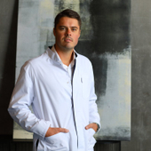 Гулянский Николай Сергеевич, пластический хирург