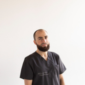 Асоян Айк Эдикович, стоматолог-хирург