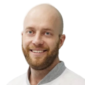 Селивестров Артем Михайлович, стоматолог-терапевт