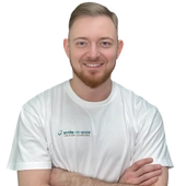 Малахин Игорь Владимирович, стоматолог-хирург