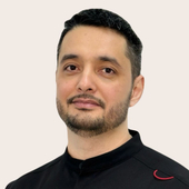 Манапов Азамат Фанилович, ортопед