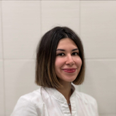 Григорян Диана Грачиковна, стоматолог-терапевт