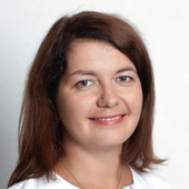 Сухарева Юлия Алексеевна, стоматолог-хирург