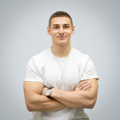 Чуваков Евгений Андреевич, стоматолог-терапевт