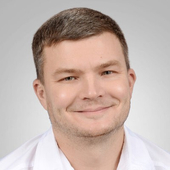 Галиуллин Алмаз Анасович, имплантолог
