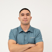 Хасанов Булат Ильнарович, стоматолог-терапевт