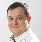 Мерзляков Олег Евгеньевич, стоматолог-хирург