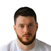 Масленников Илья Георгиевич, стоматолог-терапевт