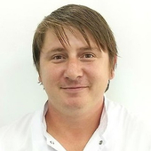 Ацалаев Альви Асламбекович, стоматолог-терапевт