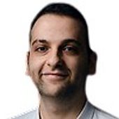 Обари Фуад Мустафович, стоматолог-терапевт