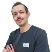 Кондратьев Кирилл Андреевич, офтальмолог