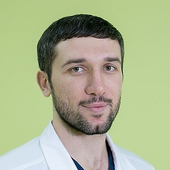 Чиназиров Айтеч Азаматович, ортопед