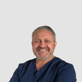 Заев Игорь Станиславович, стоматолог-хирург