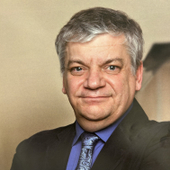 Страхов Максим Алексеевич, ортопед