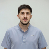 Аласкаров Руслан, стоматолог-ортопед