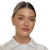 Демышева Елизавета Владиславовна, стоматолог-терапевт