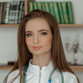 Медведцкая (Ковальчук) Каролина Васильевна, терапевт