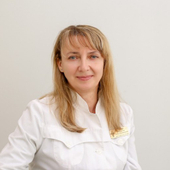 Мануйлова Элона Владимировна, стоматолог-терапевт