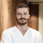 Кривопалов Данил Романович, стоматолог-терапевт