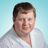 Гилазутдинов Ринат Мударисович, стоматолог-терапевт