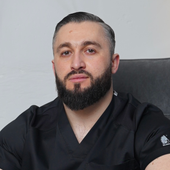 Теблоев Георгий Эдуардович, пластический хирург