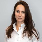 Нарыжная (Турусова) Елена Владимировна, стоматолог-терапевт