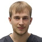 Тыщенко Никита Сергеевич, стоматолог-хирург