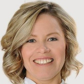 Комарицына Ирина Рауфовна, стоматолог-терапевт