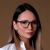 Ударцева Наталья Сергеевна, врач-косметолог