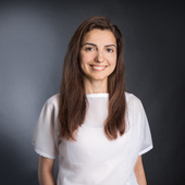 Абаджян Луиза Галустовна, стоматолог-терапевт