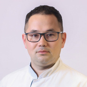 Очиров Санал Александрович, офтальмолог