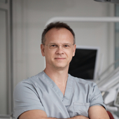 Гальченко Владислав Владимирович, стоматолог-хирург