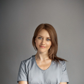 Зинина Юлия Борисовна, стоматолог-терапевт