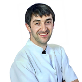 Гаджибутаев Рустам Ибрагимович, стоматолог-хирург