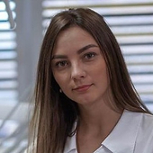 Полинчук Анна Юрьевна, стоматолог-терапевт