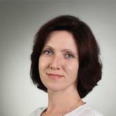 Вараксина Анна Георгиевна, стоматолог-терапевт