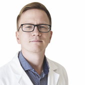 Рощупкин Артем Юрьевич, уролог