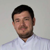 Полищук Егор Владимирович, стоматолог-хирург