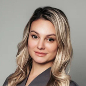 Ткаченко Элина Даниловна, пародонтолог