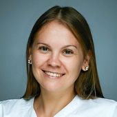 Макарова (Белоусова) Анастасия Сергеевна, стоматолог-терапевт