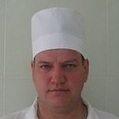 Буреев Энэс Ростямович, стоматолог-хирург