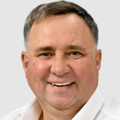 Бахтин Сергей Валерьевич, стоматолог-терапевт