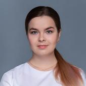 Белозерова (Чиркова) Елена Дмитриевна, стоматолог-эндодонт